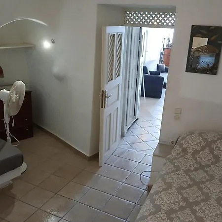 Apartment Cave Traditional House